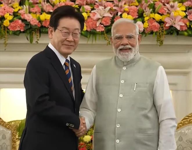 PM Modi, President Lee Jae-myung set USD 50 bn trade target, announce India-S Korea 